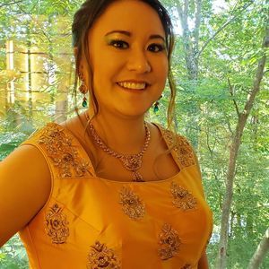 Meet your Posher, Christina